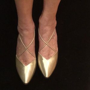 Anne Klein Gold satin couture cross cut heels